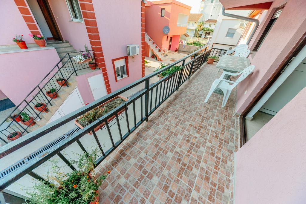 Mc Apartments Ulcinj Kültér fotó