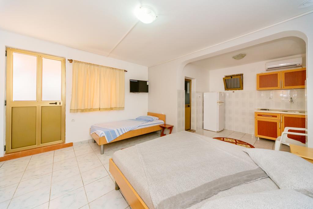 Mc Apartments Ulcinj Kültér fotó