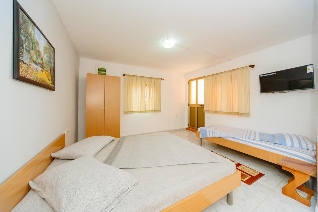 Mc Apartments Ulcinj Kültér fotó