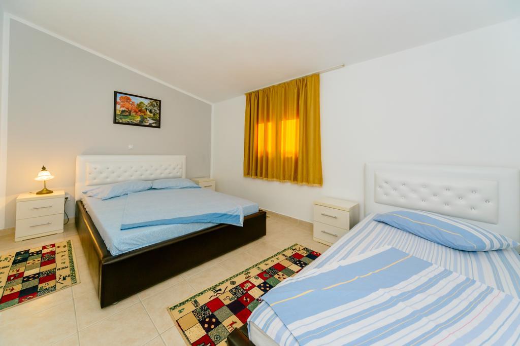 Mc Apartments Ulcinj Kültér fotó