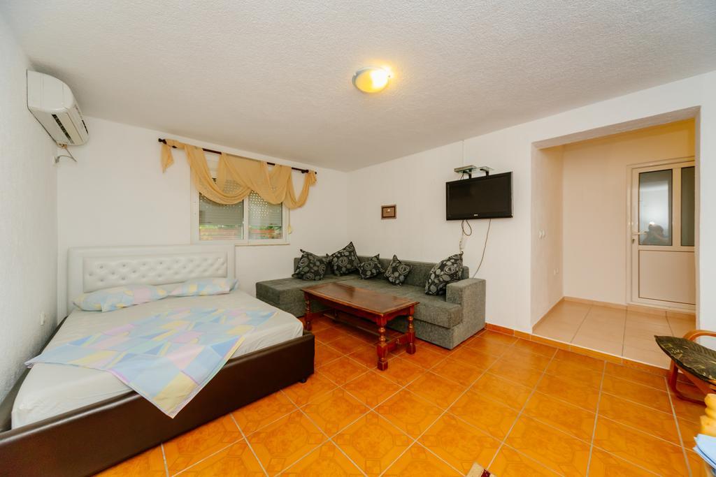 Mc Apartments Ulcinj Kültér fotó